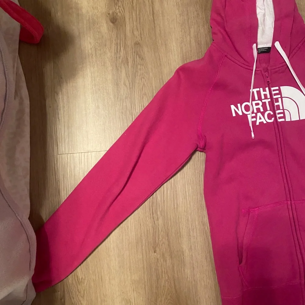 North Face Jacket - Picture 3 of 12